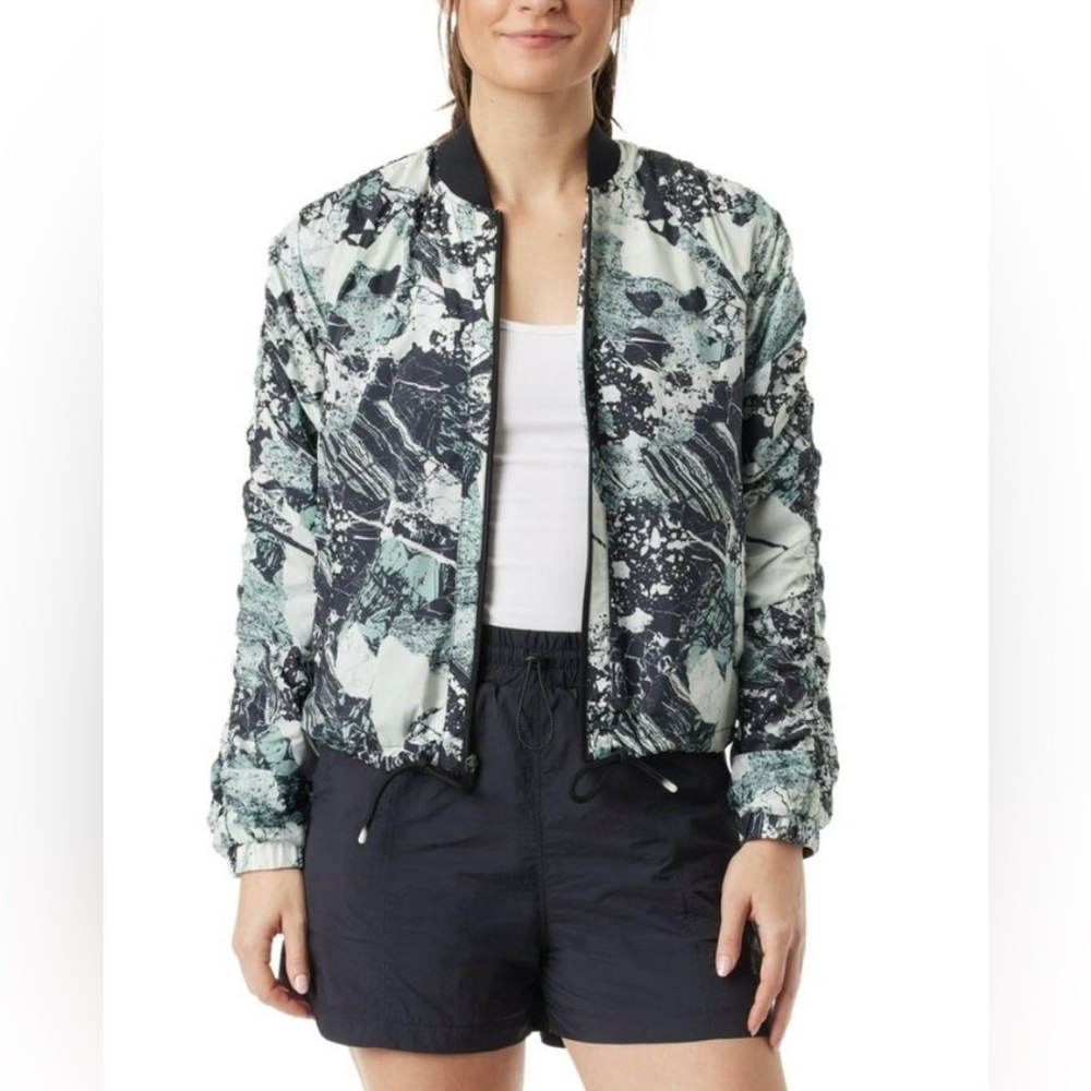 BNWT Women's Bass Outdoors Packable Bomber Jacket